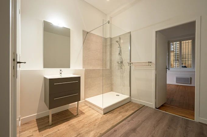 Peinture salle de bain à Pessac par JS Ambiance Peinture