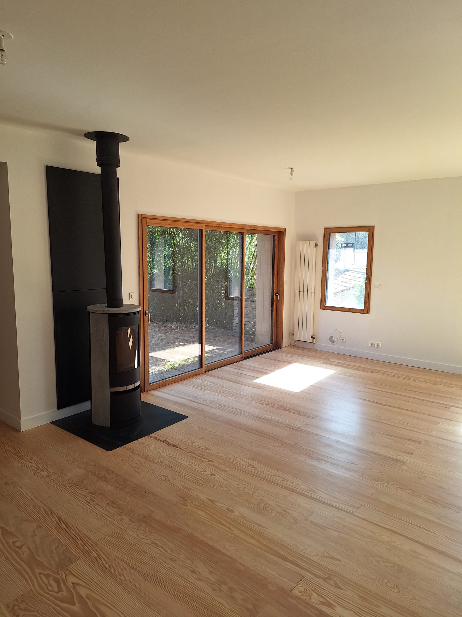 Menuiseries et finitions – JS Ambiance Peinture Targon